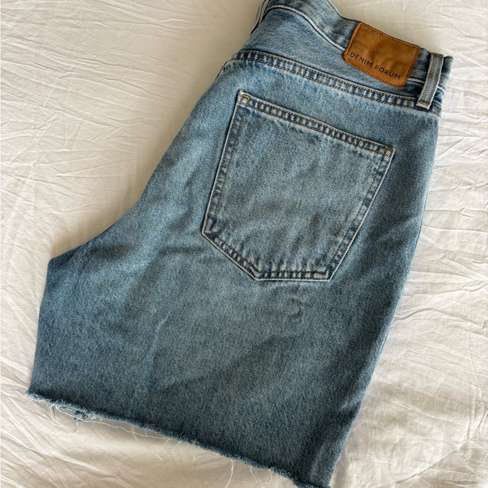 Denim Forum BF Loose Mid Thigh Short Size 30